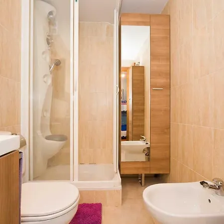 Apartamento Con Cochera Edificio Monte Oiz