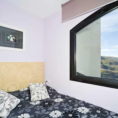 Apartamento Con Cochera Edificio Monte Oiz *